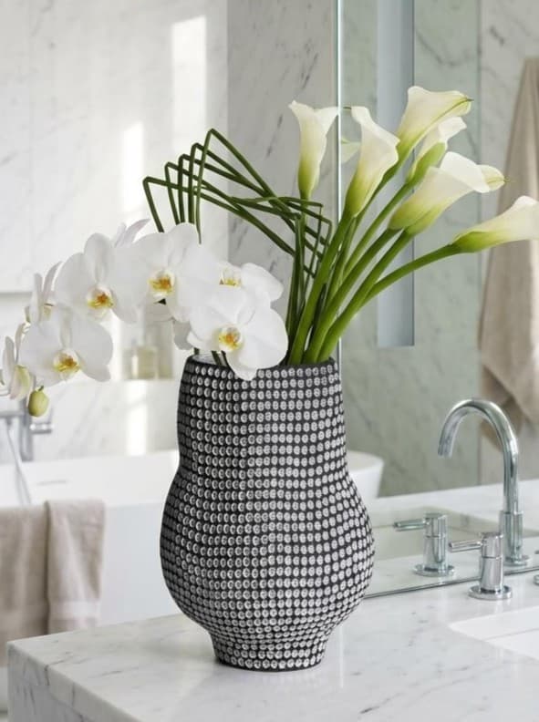 Prémiová porcelánová váza s reliéfním povrchem - Dekorace do bytu 32.5 cm - Elvon
