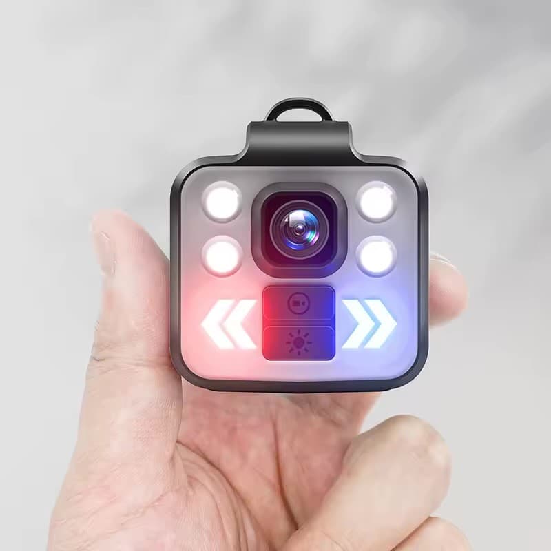 Osobní videorekordér FULL HD 1080p - kamera na tělo s IP65 s 4x LED světlo Bílé / Červená + Modrá - náhled 5